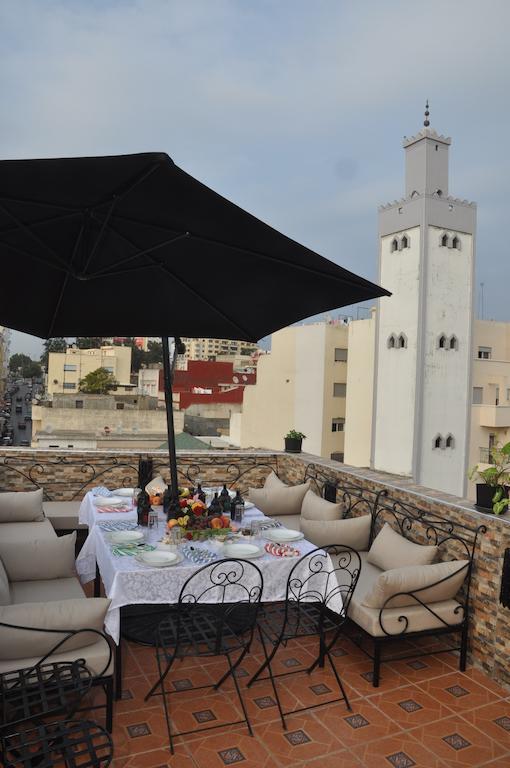 Riad Dar Mesouda Tanger Luaran gambar
