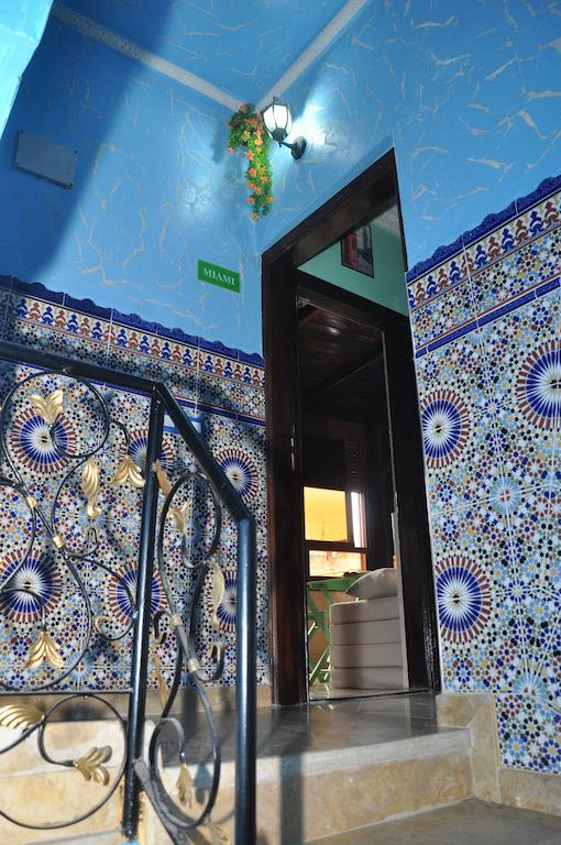 Riad Dar Mesouda Tanger Luaran gambar