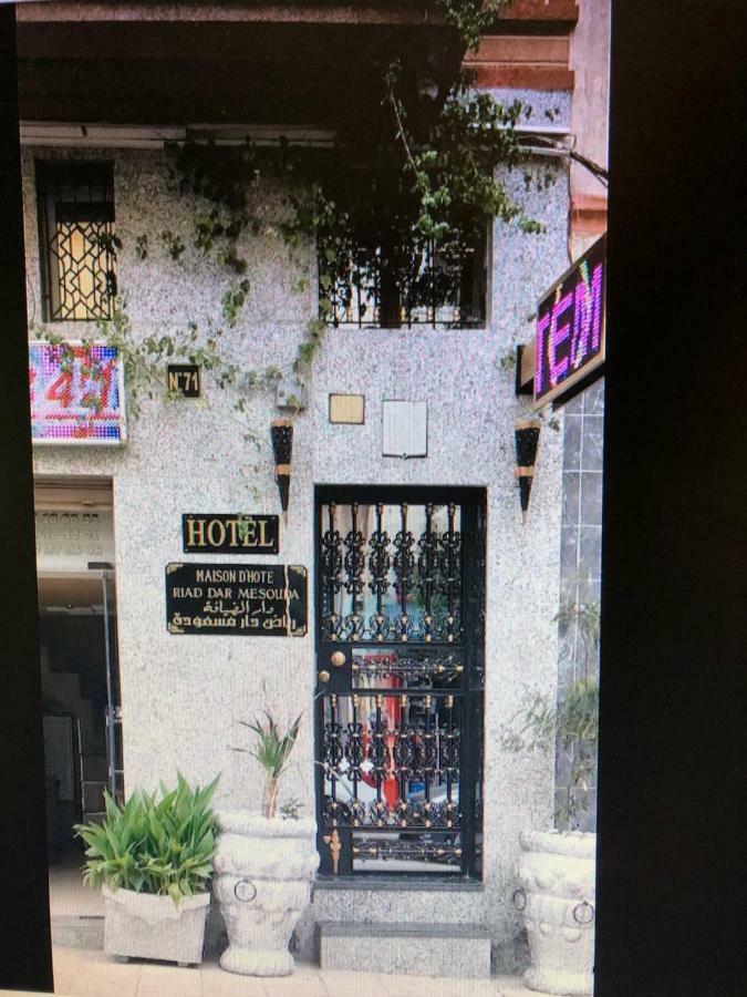Riad Dar Mesouda Tanger Luaran gambar